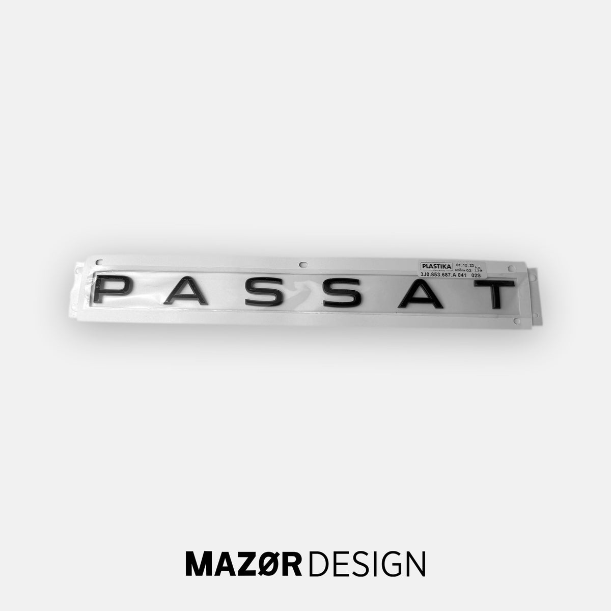 VW Passat B9 - Schriftzug Hinten Schwarz Glanz