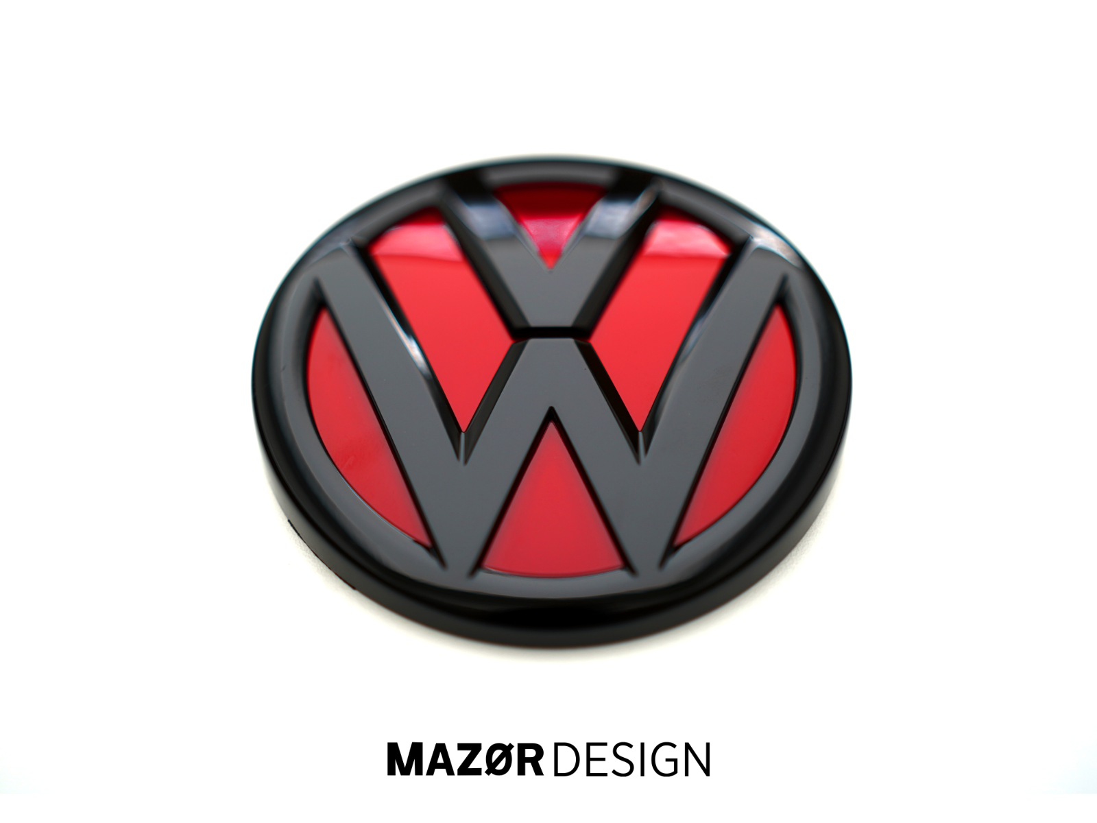 VW Golf 7 - Emblem Hinten Schwarz Glanz Tornadorot (LY3D)