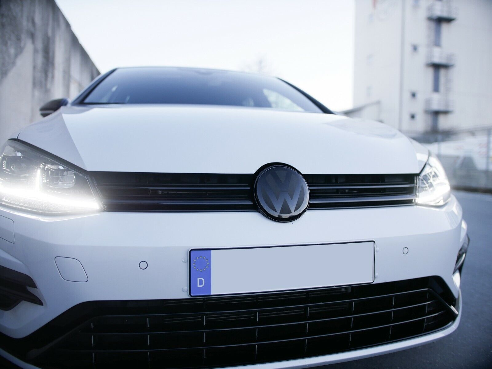 VW T-Roc Front & Heck Emblem Vorne Hinten Schwarz bis 2020