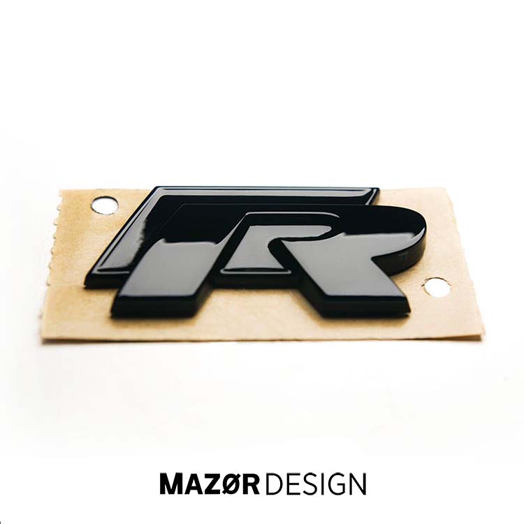 VW Golf 7 - R Emblem Hinten Schwarz Glanz
