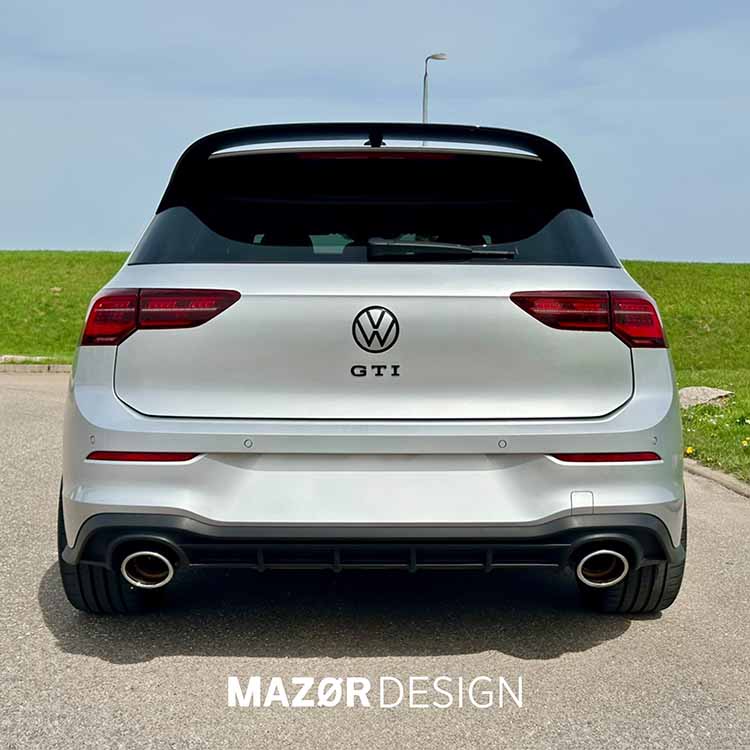 VW Golf 8 - Emblem Hinten Schwarz Glanz Reflexsilber Metallic LA7W