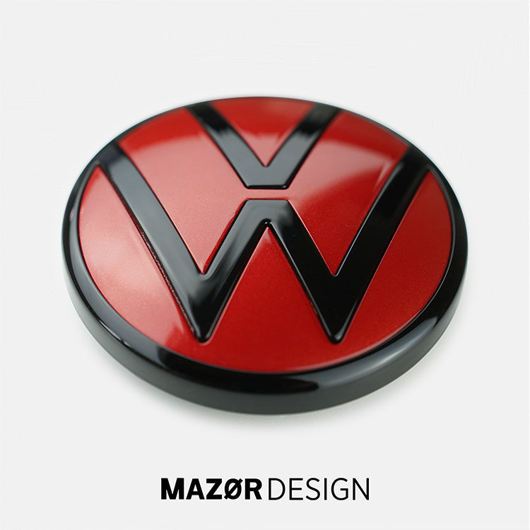 VW Golf 8 - Emblem Hinten Schwarz Kings Red Metallic LC3J