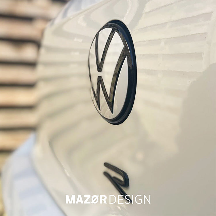 VW Golf 8 - Emblem Rear Pure White Uni LC9A