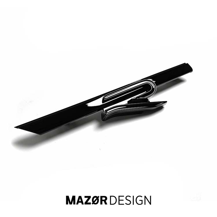 VW Golf 8 - R-Line Emblem Vorne Schwarz Glanz