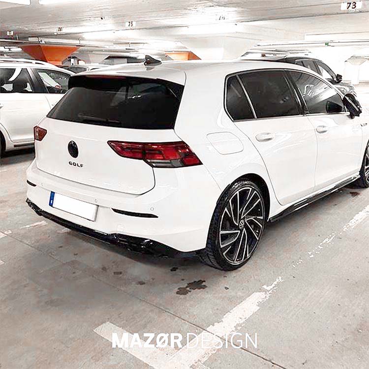 VW Golf 8 - Schriftzug Hinten Schwarz Glanz