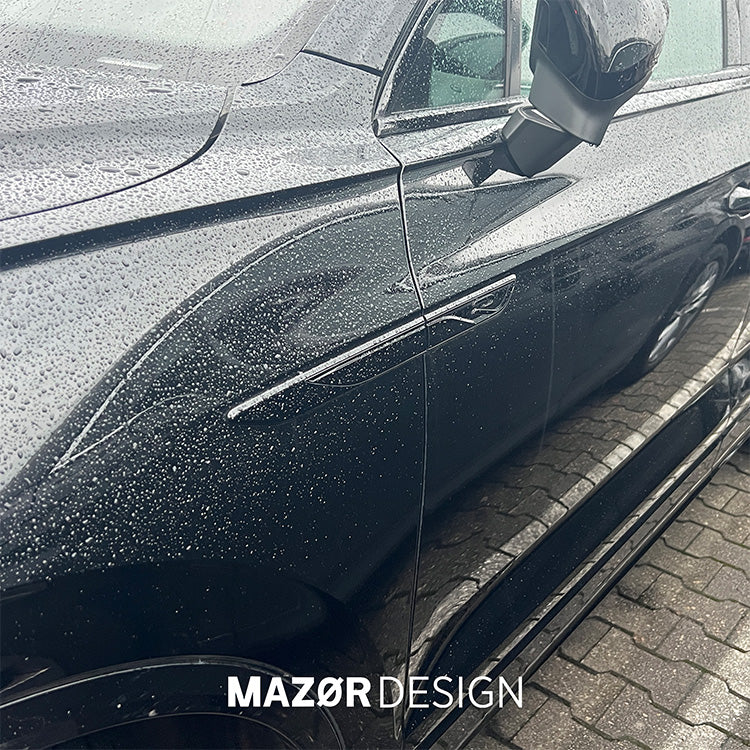 VW Touareg 3 Facelift - R / R-Line Emblem Seite Schwarz Glanz