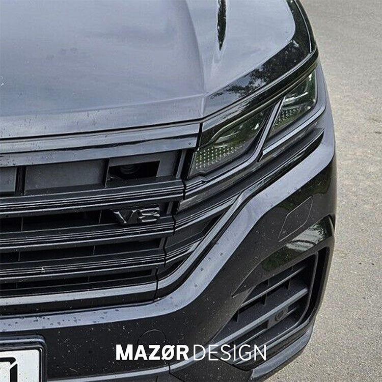 VW Touareg 3 - V8 Emblem Vorne Schwarz Glanz