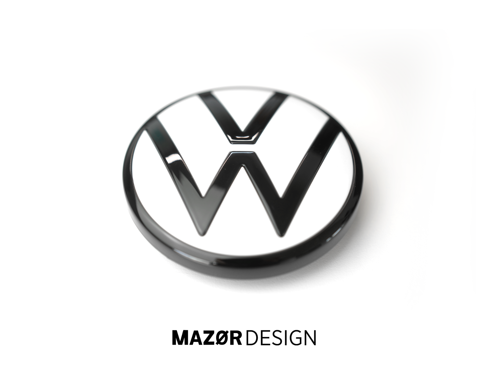 VW Golf 8 - Emblem Hinten Schwarz Glanz  Oryxwhite L0K1