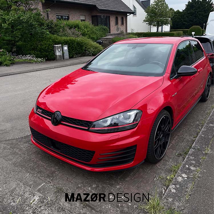 VW Golf 7 Pre-Facelift - Front Emblem