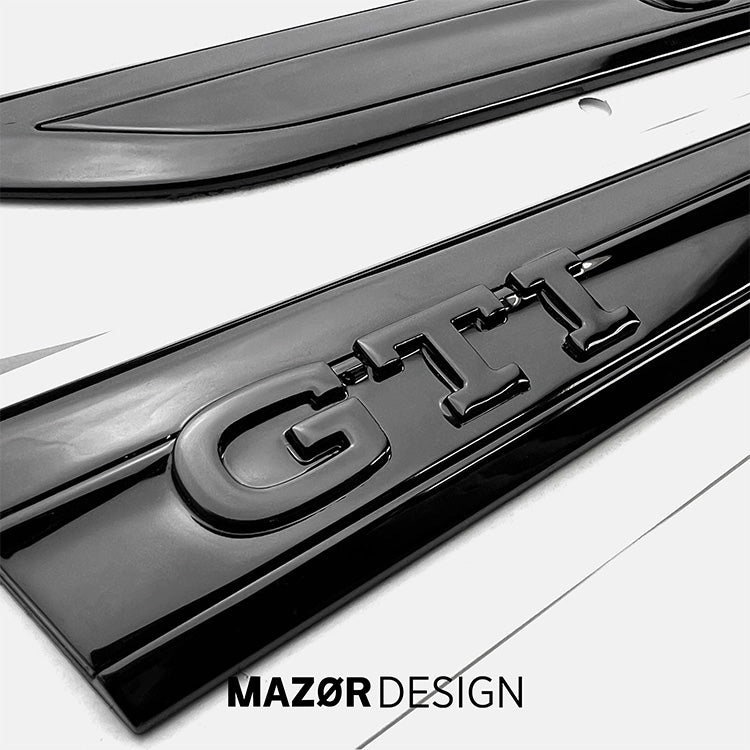 VW Golf 8 - GTI Emblem Seite Kotflügel Plakette Schwarz Glanz