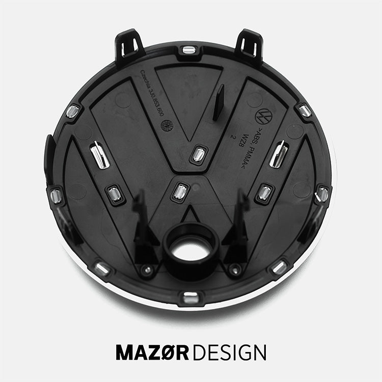 VW Passat B9 - Emblem Vorne Zeichen Schwarz Glanz mit Umfeldkamera