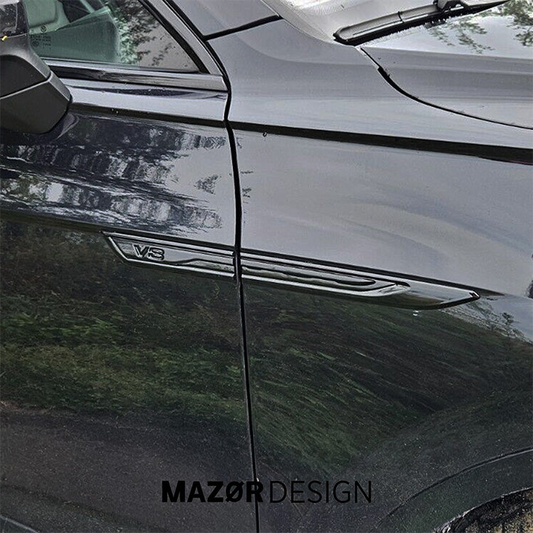 VW Touareg 3 - V8 Emblem Seite Schwarz Glanz